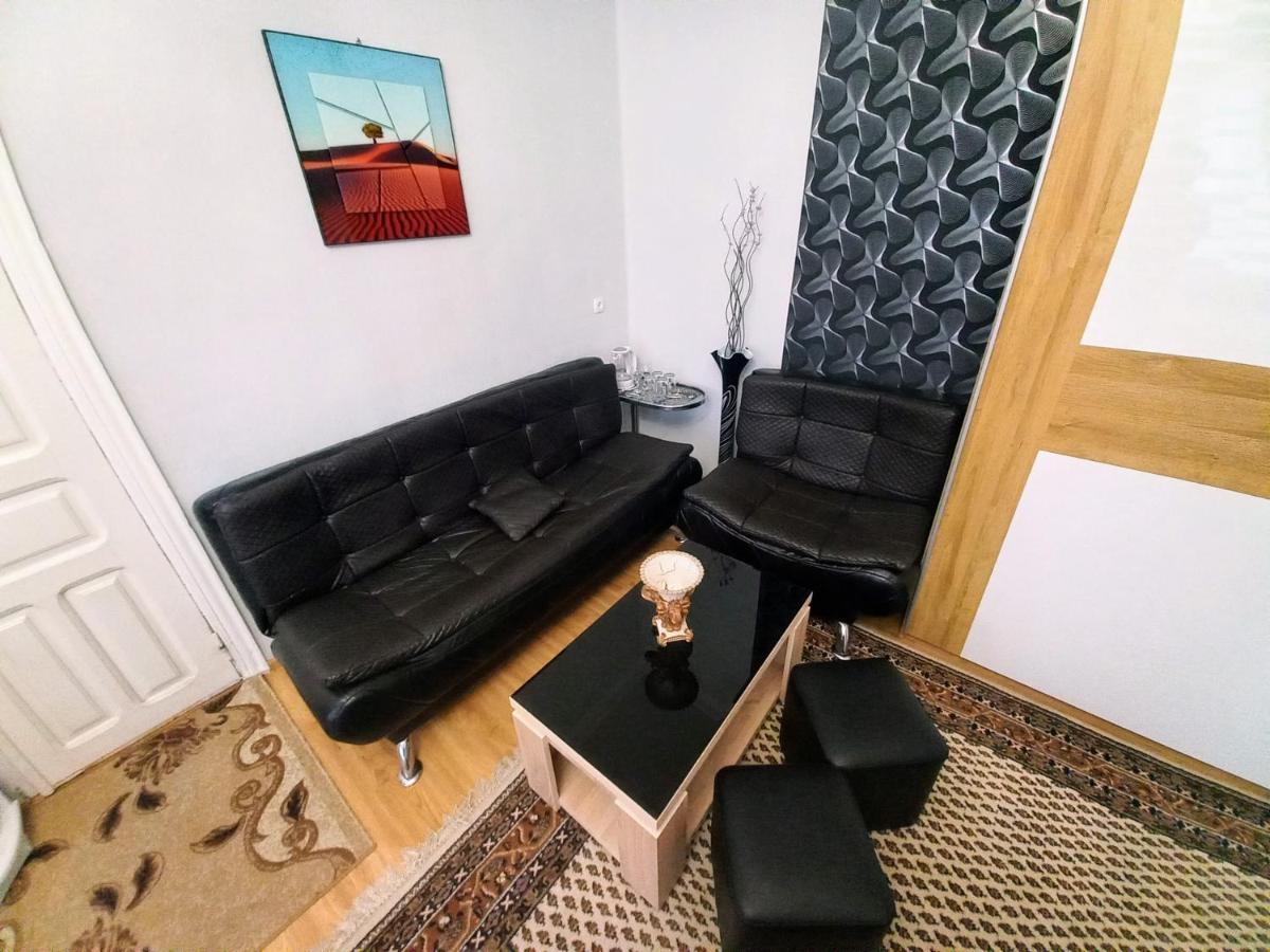 Aparthotel Rioni Кутаиси Екстериор снимка