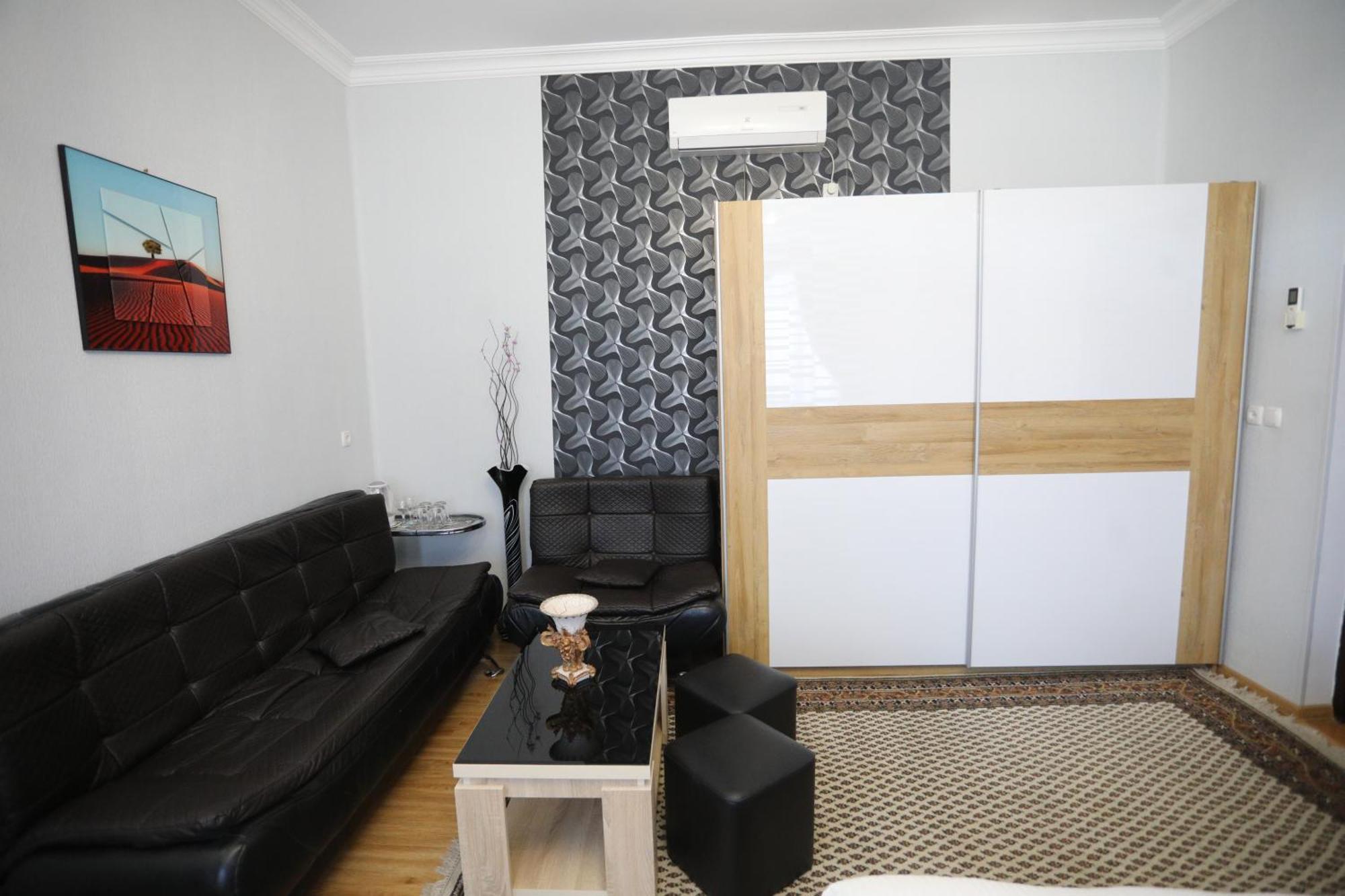 Aparthotel Rioni Кутаиси Екстериор снимка